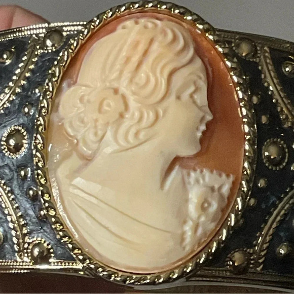 Amedeo Carved Cameo Enamel Hinged Statement Bangle - Picture 5 of 5